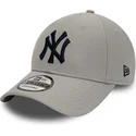 lippikset-kaareva-harmaa-saadettava-nauha-9forty-diamond-era-essential-new-york-yankees-mlb-new-era