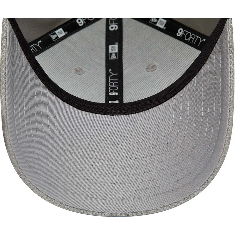 lippikset-kaareva-harmaa-saadettava-nauha-9forty-diamond-era-essential-new-york-yankees-mlb-new-era
