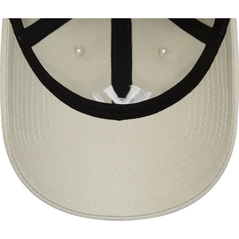 lippikset-kaareva-beige-saadettava-nauha-9twenty-league-essential-new-york-yankees-mlb-new-era