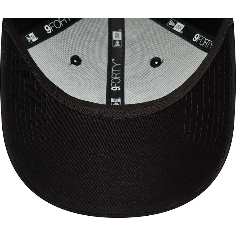 lippikset-kaareva-musta-saadettava-nauha-9forty-repreve-league-essential-new-york-yankees-mlb-new-era