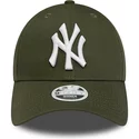 new-era-curved-brim-women-9forty-league-essential-new-york-yankees-mlb-green-adjustable-cap