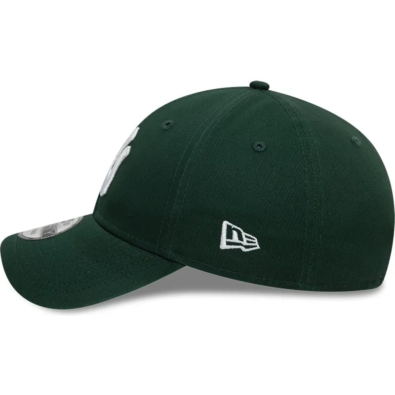 lippikset-kaareva-vihrea-saadettava-nauha-9forty-league-essential-new-york-yankees-mlb-new-era