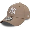 lippikset-kaareva-ruskea-saadettava-nauha-9forty-league-essential-new-york-yankees-mlb-new-era