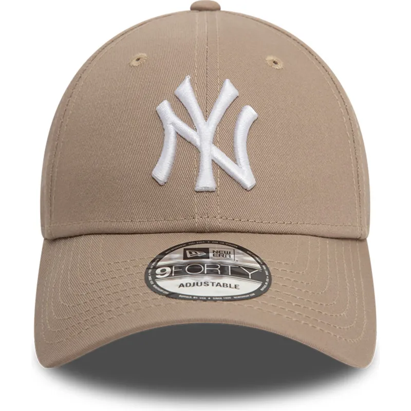 lippikset-kaareva-ruskea-saadettava-nauha-9forty-league-essential-new-york-yankees-mlb-new-era