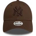 cap-kaareva-brown-adjustable-strap-9forty-league-essential-new-york-yankees-mlb-new-era
