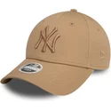 new-era-curved-brim-women-light-brown-logo-9forty-league-essential-new-york-yankees-mlb-light-brown-adjustable-cap