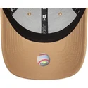 cap-kaareva-brown-adjustable-strap-claro-claro-9forty-league-essential-new-york-yankees-mlb-new-era