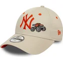 lippikset-kaareva-beige-saadettava-nauha-lapsille-9forty-graphic-monster-truck-new-york-yankees-mlb-new-era