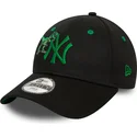 lippikset-kaareva-musta-saadettava-nauha-lapsille-9forty-graphic-new-york-yankees-mlb-new-era