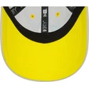 lippikset-kaareva-beige-saadettava-nauha-lapsille-9forty-character-pinguino-new-era