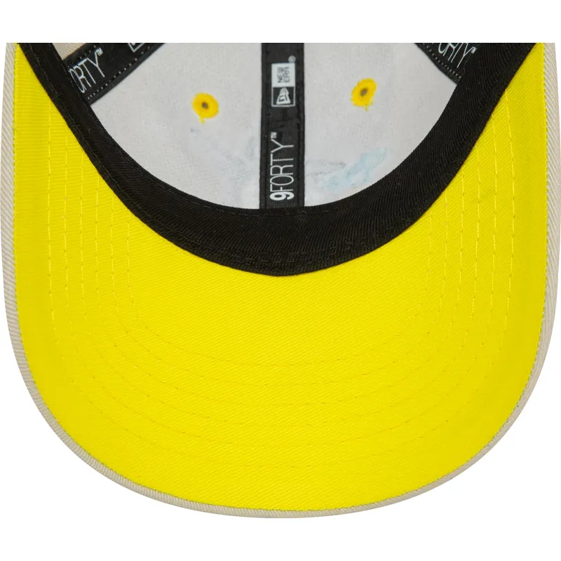 lippikset-kaareva-beige-saadettava-nauha-lapsille-9forty-character-pinguino-new-era