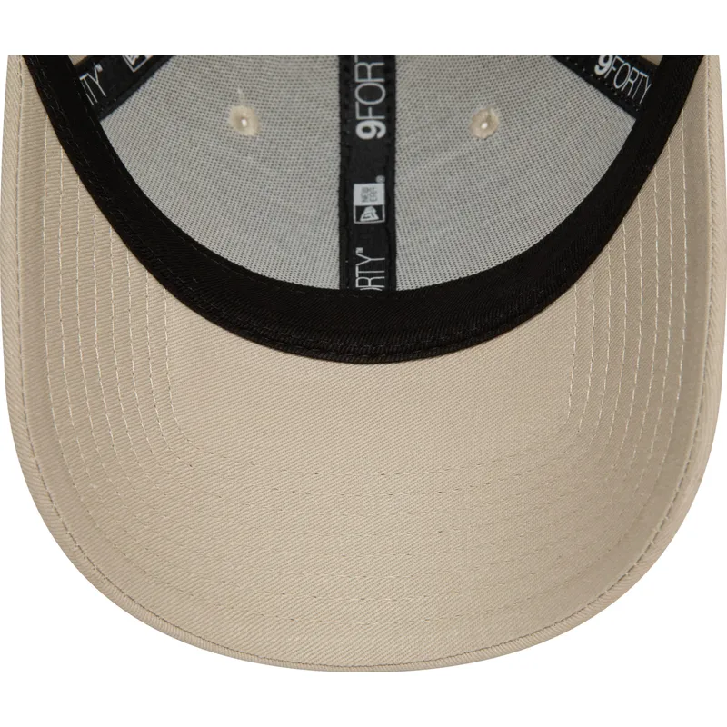 lippikset-kaareva-beige-saadettava-nauha-9forty-league-essential-new-york-yankees-mlb-new-era