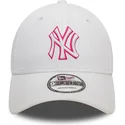 lippikset-kaareva-valkoinen-saadettava-nauha-rosa-9forty-team-outline-new-york-yankees-mlb-new-era