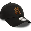 lippikset-kaareva-musta-saadettava-nauha-9forty-team-outline-new-york-yankees-mlb-new-era