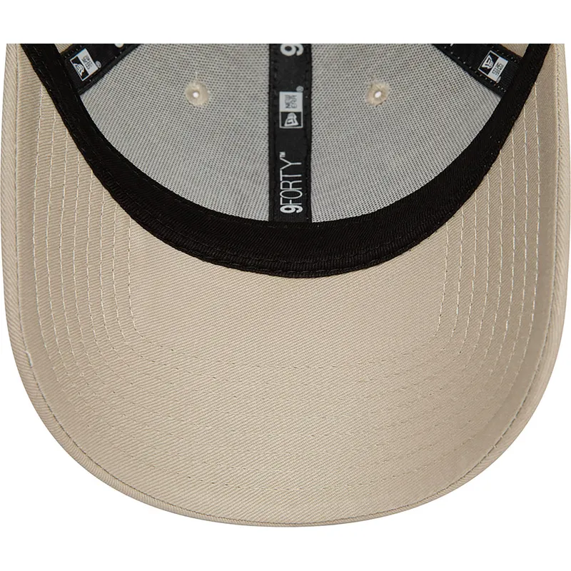 cap-kaareva-beige-adjustable-strap-9forty-seasonal-infill-new-york-yankees-mlb-new-era cap-kaareva-beige-adjustable-strap-9forty-seasonal-infill-new-york-yankees-mlb-new-era
