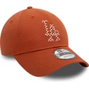 lippikset-kaareva-ruskea-saadettava-nauha-9forty-seasonal-infill-los-angeles-dodgers-mlb-new-era