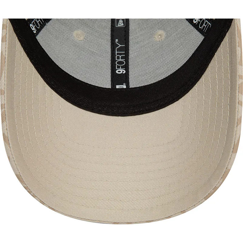 lippikset-kaareva-beige-saadettava-nauha-9forty-monogram-new-york-yankees-mlb-new-era