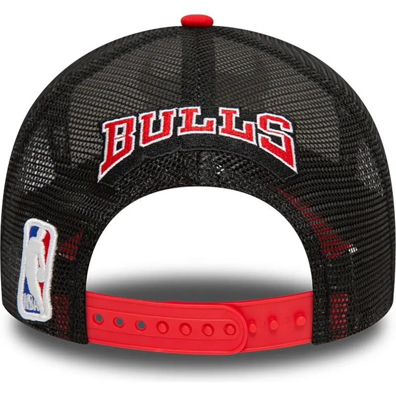 lippikset-kaareva-rekka-monivarinen-snapback-a-frame-chicago-bulls-nba-new-era