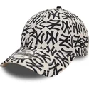 new-era-curved-brim-9forty-monogram-new-york-yankees-mlb-beige-and-black-adjustable-cap