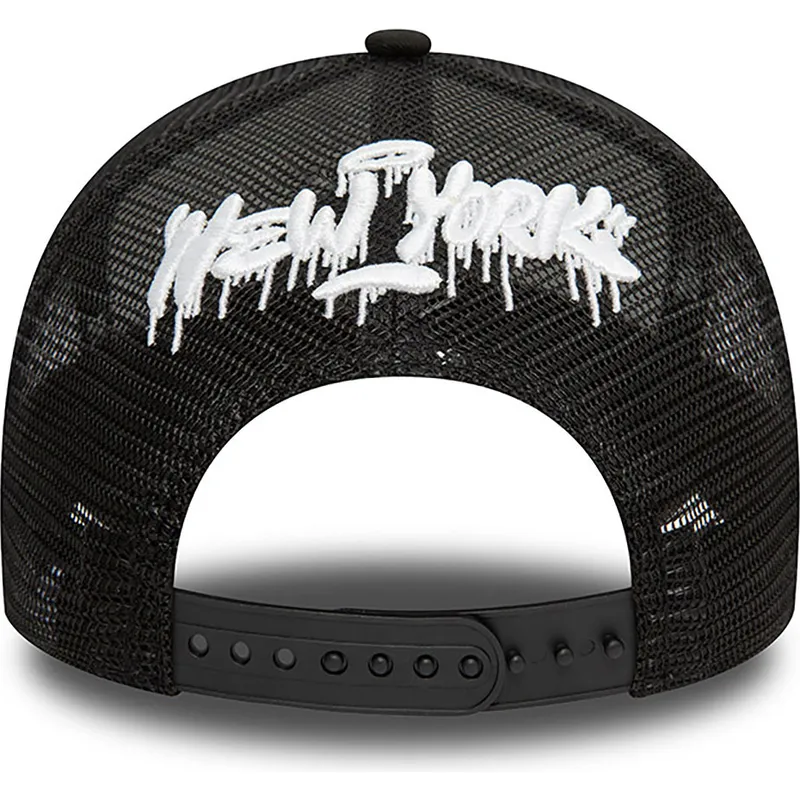 lippikset-kaareva-rekka-musta-snapback-a-frame-graphic-hot-dog-new-york-new-era