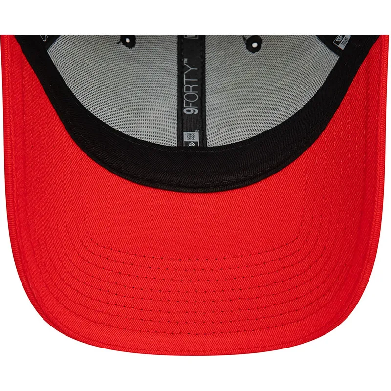 lippikset-kaareva-musta-snapback-9forty-side-patch-haas-f1-team-formula-1-new-era