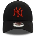 lippikset-kaareva-musta-saadettava-nauha-9forty-league-essential-new-york-yankees-mlb-new-era