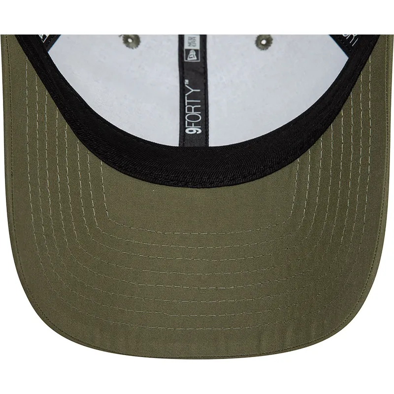 lippikset-kaareva-vihrea-saadettava-nauha-dorado-9forty-flawless-new-york-yankees-mlb-new-era