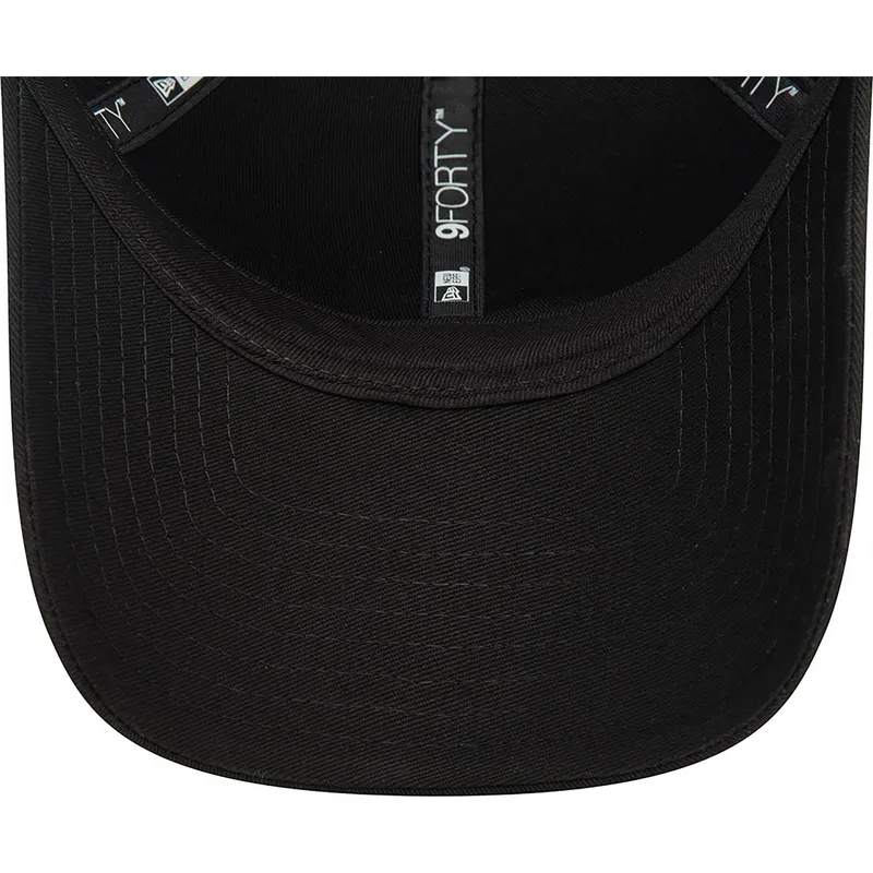 lippikset-kaareva-musta-saadettava-nauha-9forty-metallic-pin-chicago-bulls-nba-new-era lippikset-kaareva-musta-saadettava-nauha-9forty-metallic-pin-chicago-bulls-nba-new-era