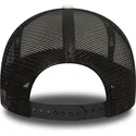 lippikset-kaareva-rekka-musta-snapback-bugs-bunny-and-his-friends-a-frame-looney-tunes-new-era