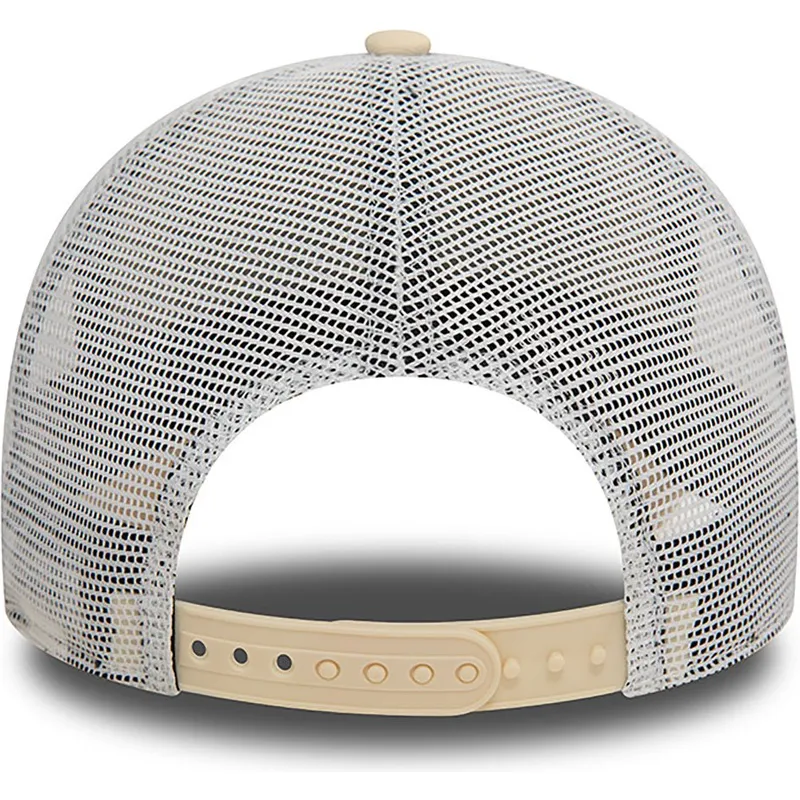 lippikset-kaareva-rekka-beige-snapback-a-frame-license-plate-miami-ciudades-y-playas-new-era