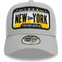 lippikset-kaareva-rekka-harmaa-snapback-a-frame-license-plate-new-york-ciudades-y-playas-new-era