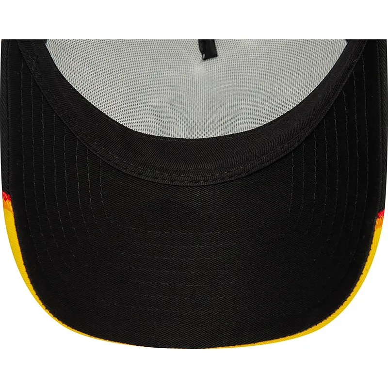 lippikset-kaareva-rekka-valkoinen-snapback-a-frame-flame-new-york-yankees-mlb-new-era
