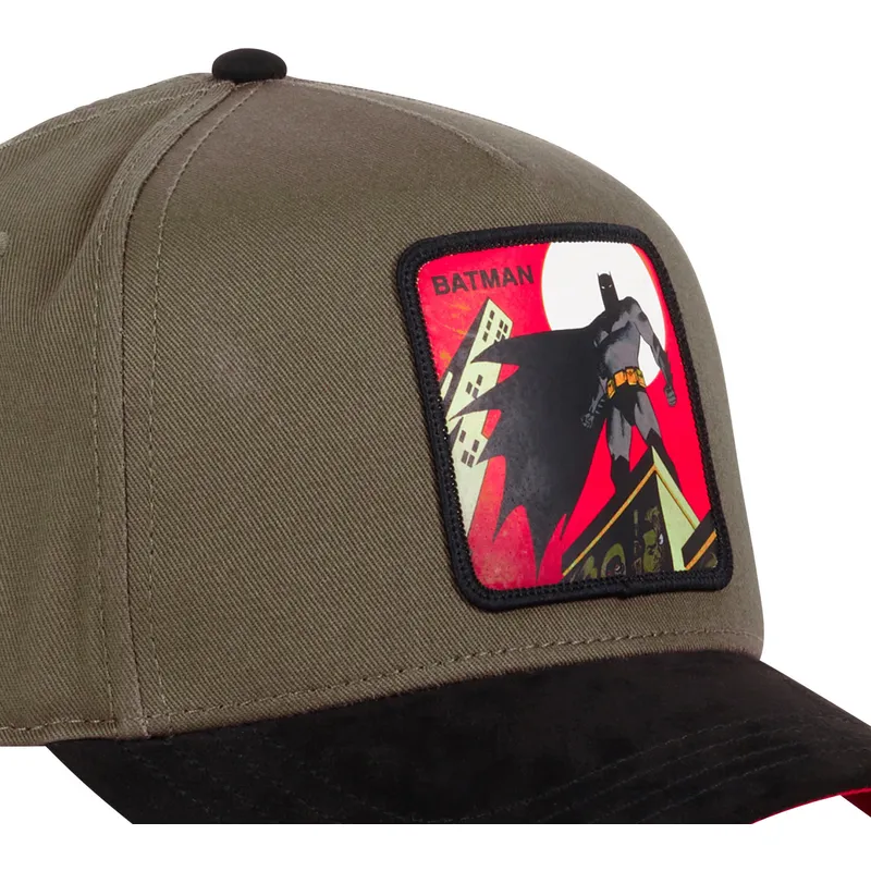 lippikset-kaareva-ruskea-snapback-kni-batman-dc-comics-capslab