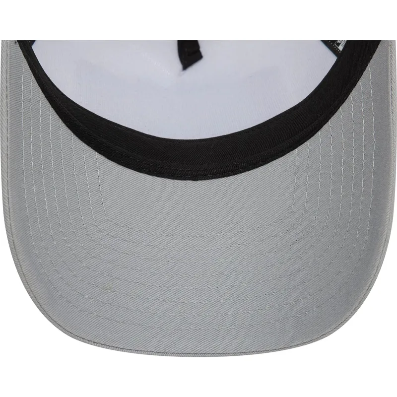 lippikset-kaareva-rekka-harmaa-snapback-a-frame-ski-patch-st-moritz-ciudades-y-playas-new-era lippikset-kaareva-rekka-harmaa-snapback-a-frame-ski-patch-st-moritz-ciudades-y-playas-new-era