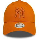 lippikset-kaareva-oranssi-saadettava-nauha-9forty-league-essential-new-york-yankees-mlb-new-era