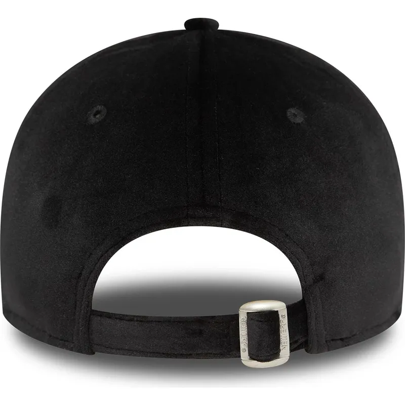 lippikset-kaareva-musta-saadettava-nauha-9forty-velour-diamante-new-york-yankees-mlb-new-era lippikset-kaareva-musta-saadettava-nauha-9forty-velour-diamante-new-york-yankees-mlb-new-era