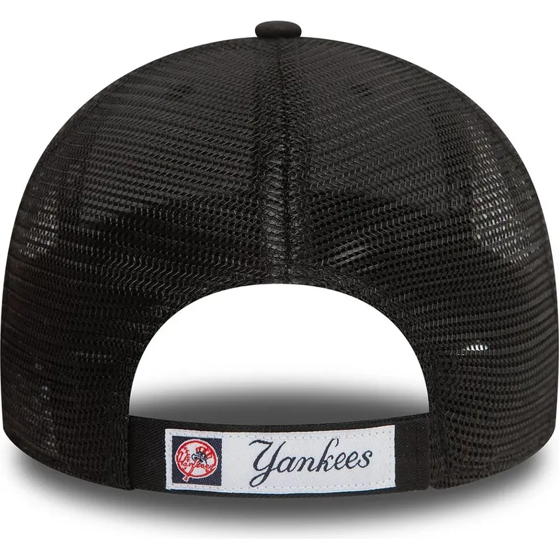 lippikset-kaareva-rekka-musta-saadettava-nauha-9forty-home-field-new-york-yankees-mlb-new-era lippikset-kaareva-rekka-musta-saadettava-nauha-9forty-home-field-new-york-yankees-mlb-new-era