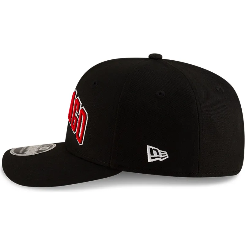 lippikset-kaareva-musta-snapback-9seventy-statement-stretch-snap-chicago-bulls-nba-new-era