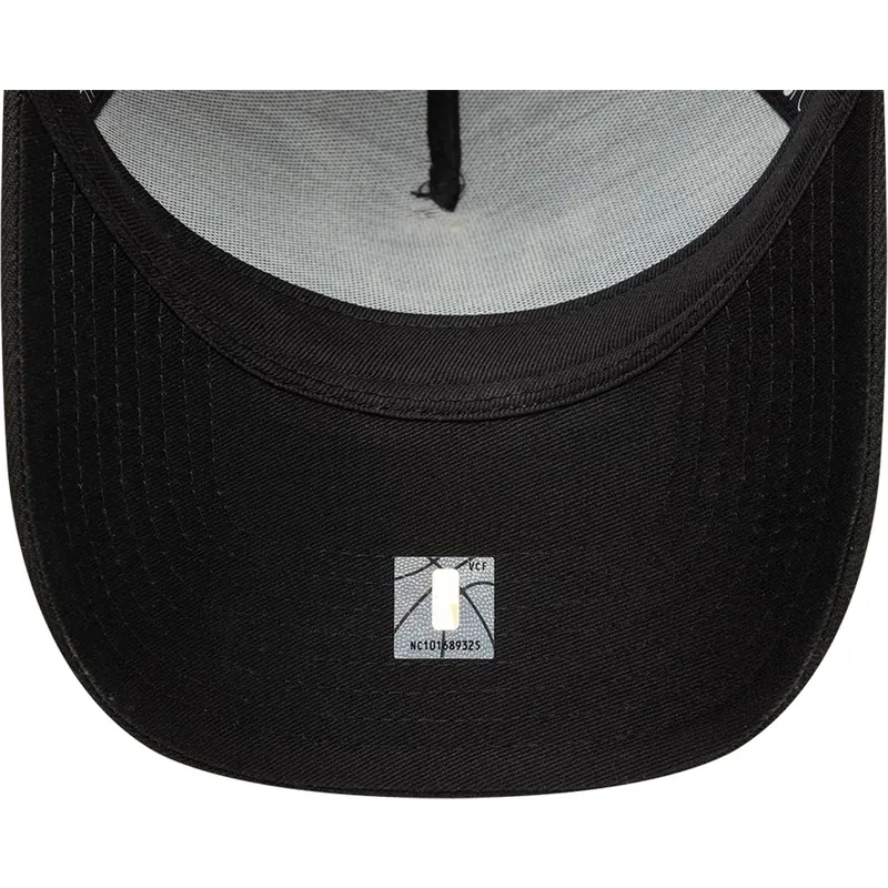 lippikset-kaareva-rekka-musta-snapback-a-frame-classic-toronto-raptors-nba-new-era lippikset-kaareva-rekka-musta-snapback-a-frame-classic-toronto-raptors-nba-new-era