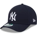 lippikset-kaareva-laivastonsininen-snapback-9forty-m-crown-player-replica-new-york-yankees-mlb-new-era