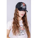 lippikset-kaareva-rekka-musta-snapback-love-kills-slowly-ed-hardy