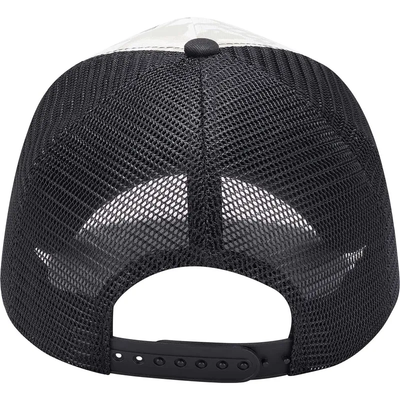 lippikset-kaareva-rekka-musta-snapback-death-before-ed-hardy