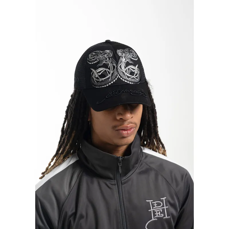 lippikset-kaareva-rekka-musta-snapback-duo-black-snake-ed-hardy