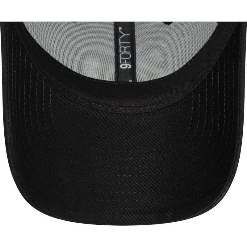 cap-kaareva-black-adjustable-strap-9twenty-core-newcastle-united-football-club-premier-league-new-era cap-kaareva-black-adjustable-strap-9twenty-core-newcastle-united-football-club-premier-league-new-era