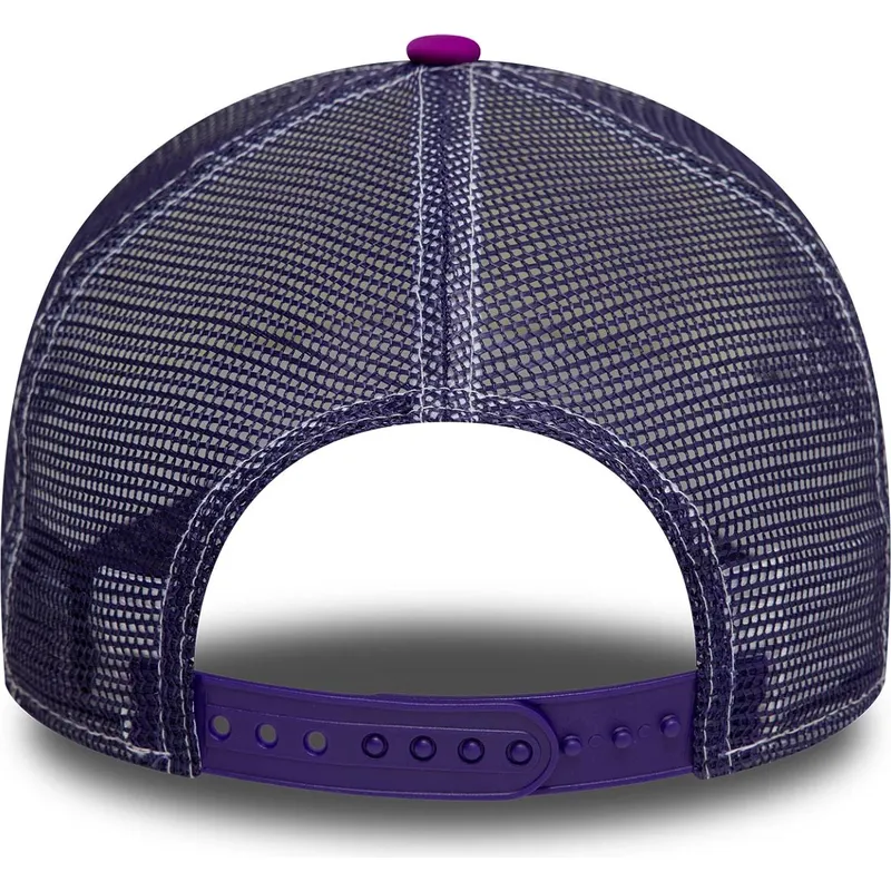 lippikset-kaareva-rekka-violetti-snapback-9forty-a-frame-graphic-stand-tall-talk-small-play-ball-new-era
