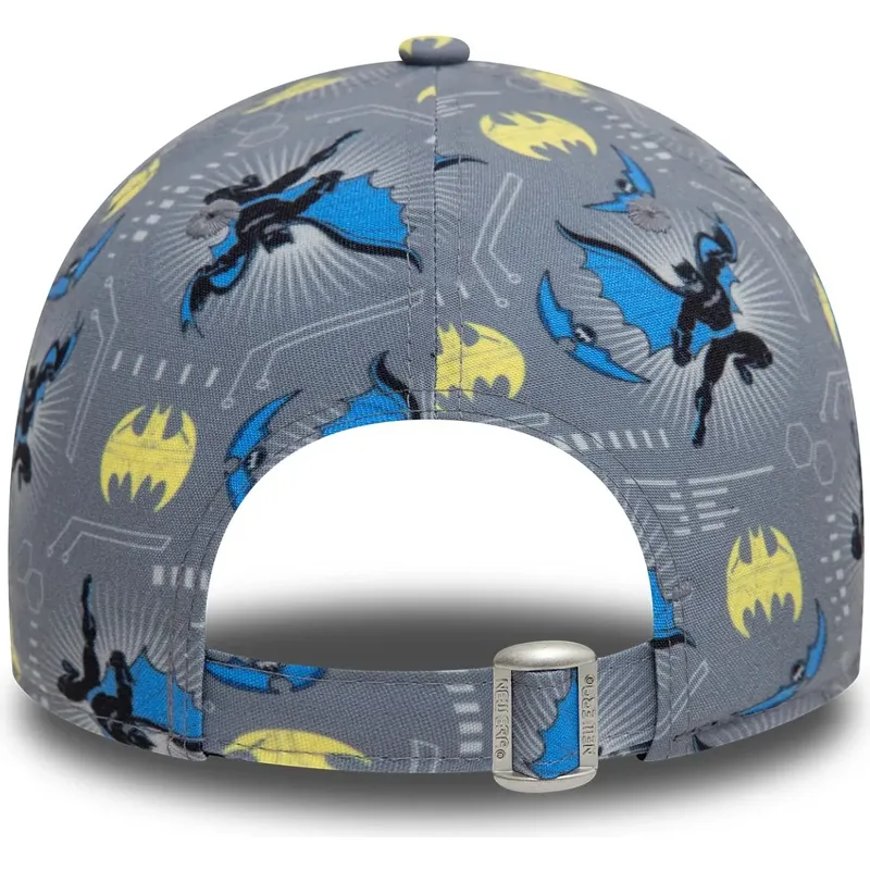 cap-kaareva-gray-adjustable-strap-lapsille-9forty-all-over-print-batman-dc-comics-new-era cap-kaareva-gray-adjustable-strap-lapsille-9forty-all-over-print-batman-dc-comics-new-era