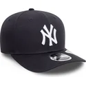 lippikset-kaareva-laivastonsininen-snapback-9seventy-stretch-snap-new-york-yankees-mlb-new-era