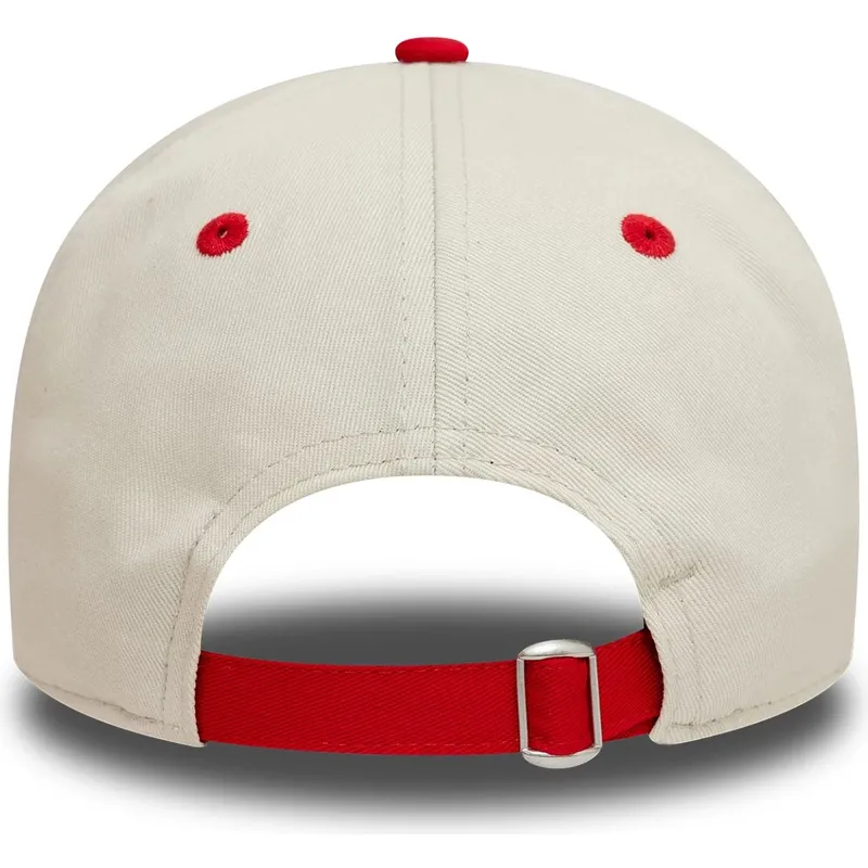lippikset-kaareva-punainen-saadettava-nauha-9twenty-contrast-visor-manchester-united-football-club-premier-league-new-era