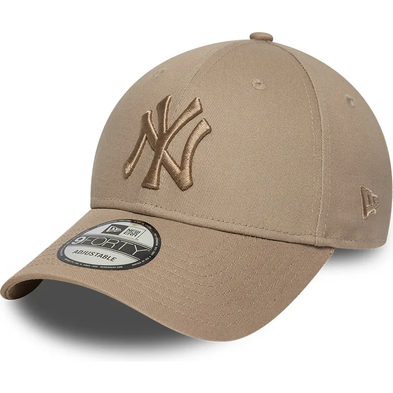 lippikset-kaareva-ruskea-saadettava-nauha-9forty-league-essential-new-york-yankees-mlb-new-era lippikset-kaareva-ruskea-saadettava-nauha-9forty-league-essential-new-york-yankees-mlb-new-era