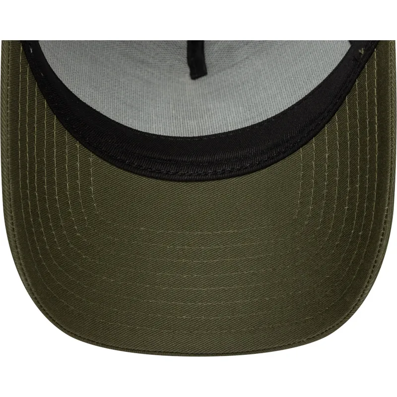 lippikset-kaareva-rekka-vihrea-snapback-a-frame-league-essential-new-york-yankees-mlb-new-era